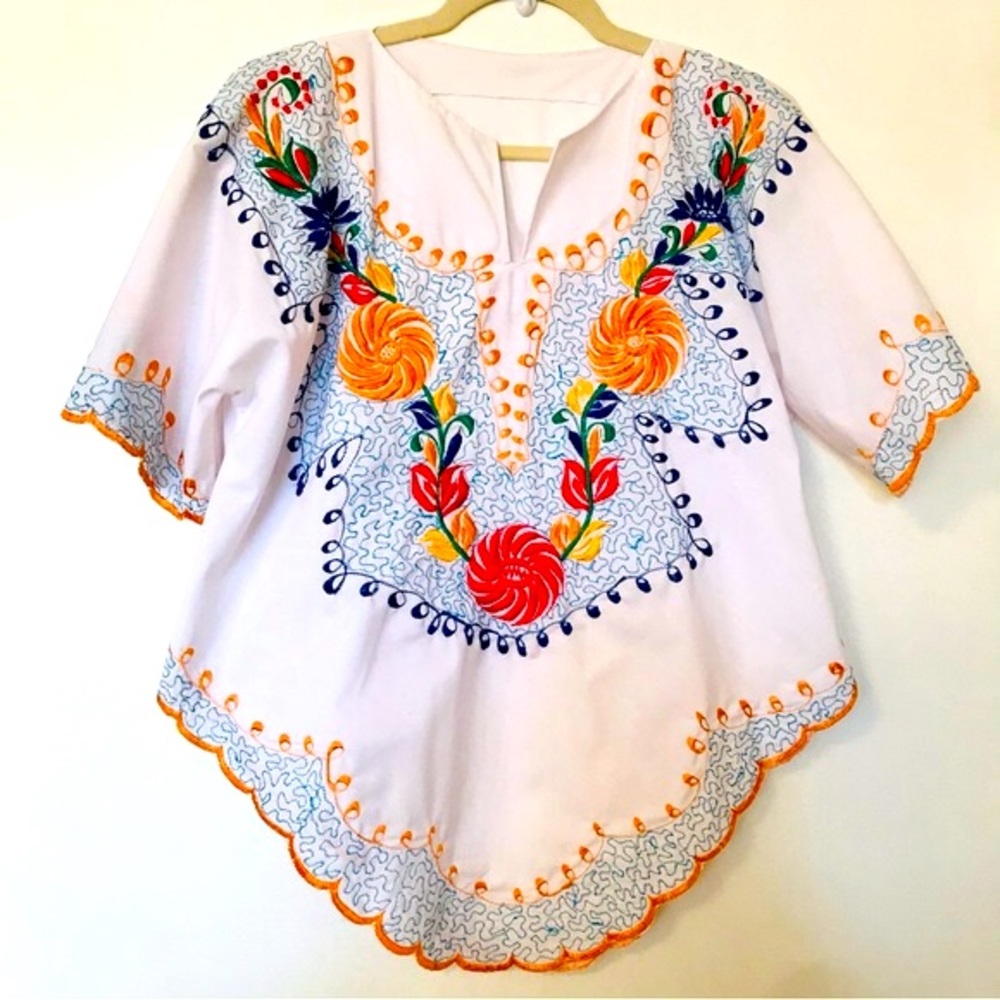 VTG Mexican Embroidered Tunic Blouse